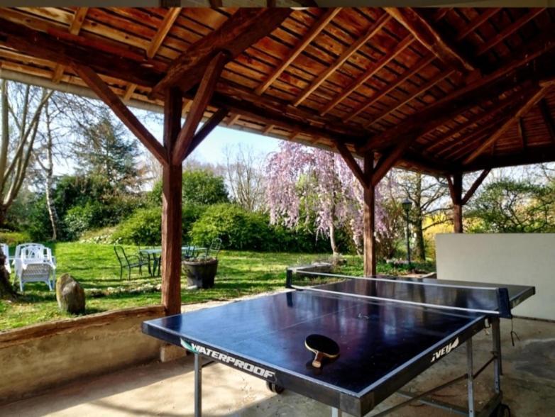 Chambres D'Hotes Les Vignes Montcet Exteriör bild