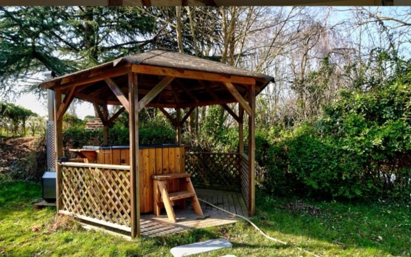 Chambres D'Hotes Les Vignes Montcet Exteriör bild